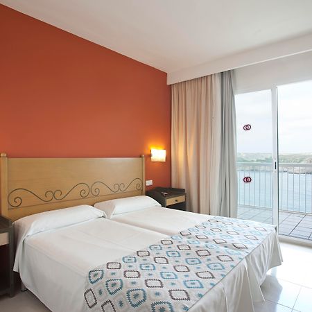 Club Hotel Aguamarina Arenal d'en Castell Dış mekan fotoğraf