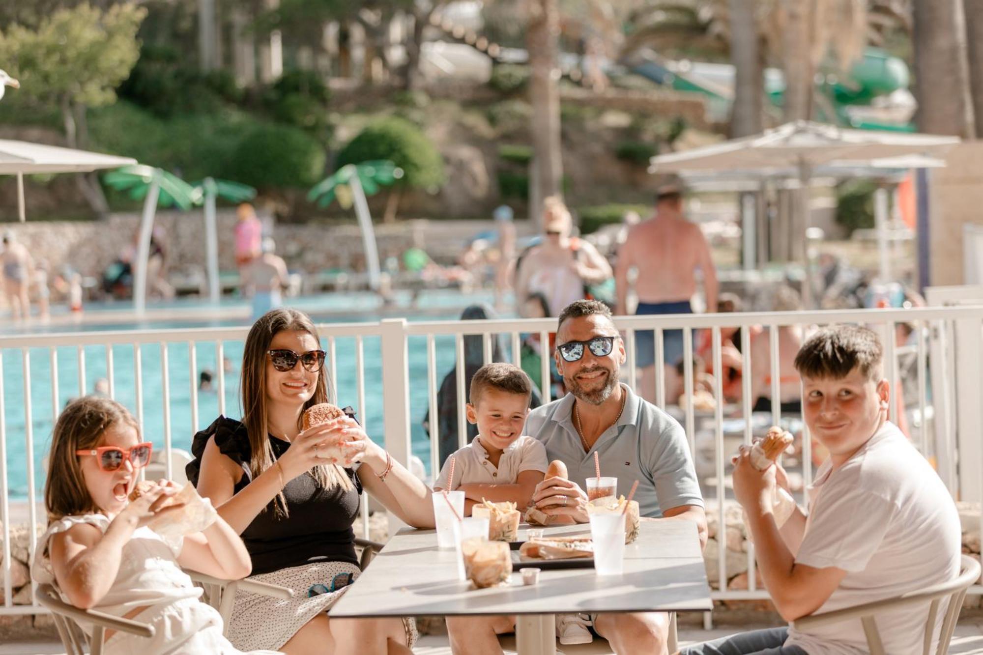 Club Hotel Aguamarina Arenal d'en Castell Dış mekan fotoğraf